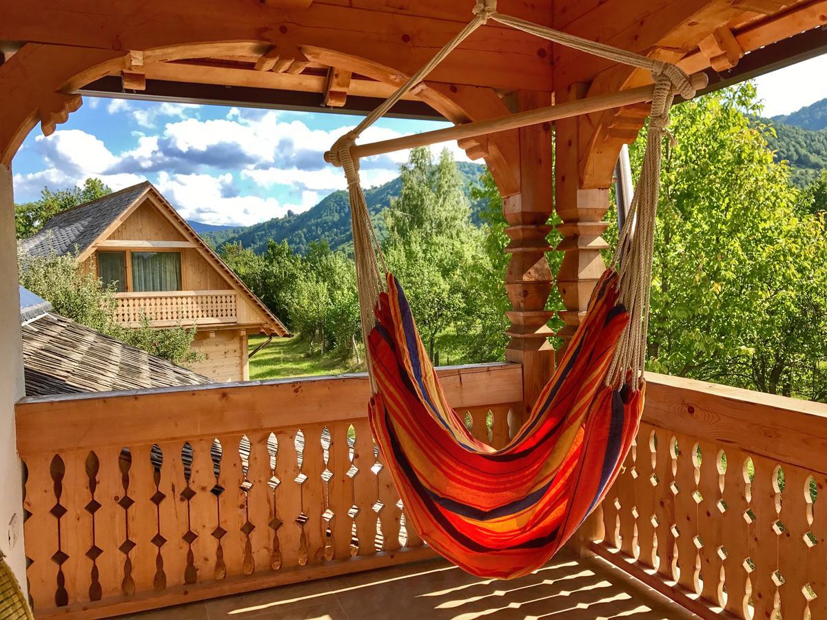 Magnolia Resort Chalets Viseu de Sus Exterior photo